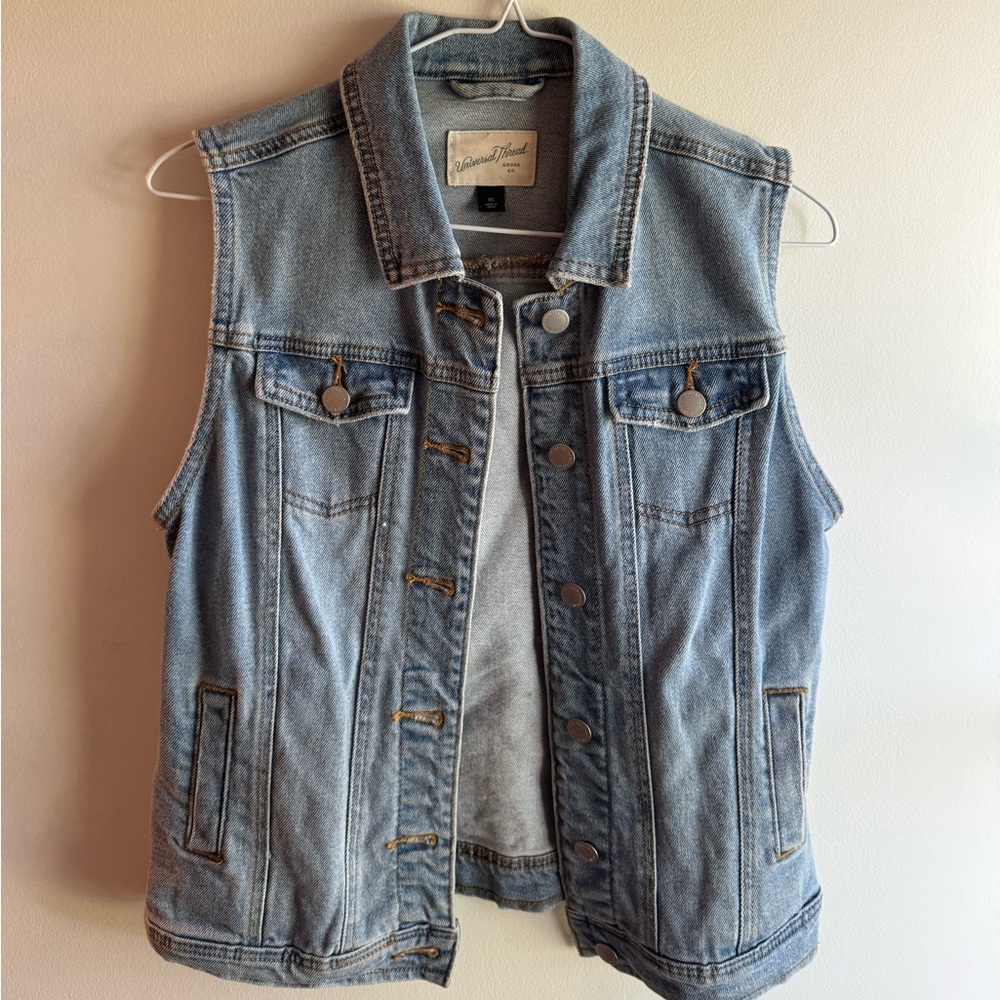 Universal Thread Blue Jean Vest